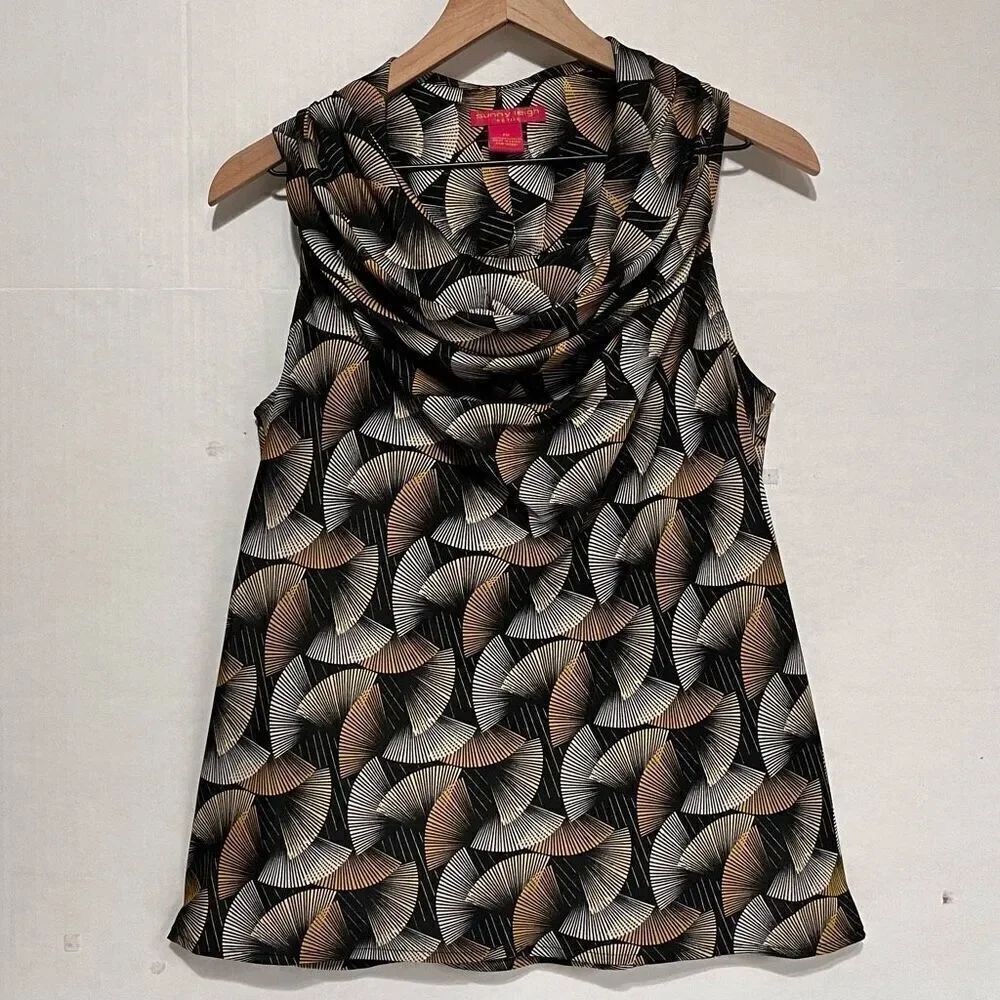 Sunny Leigh Petite Black And Gold Sleeveless Top   Size PM